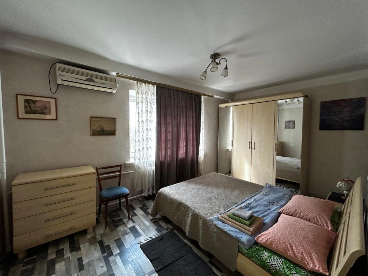 на русановке Apartment *