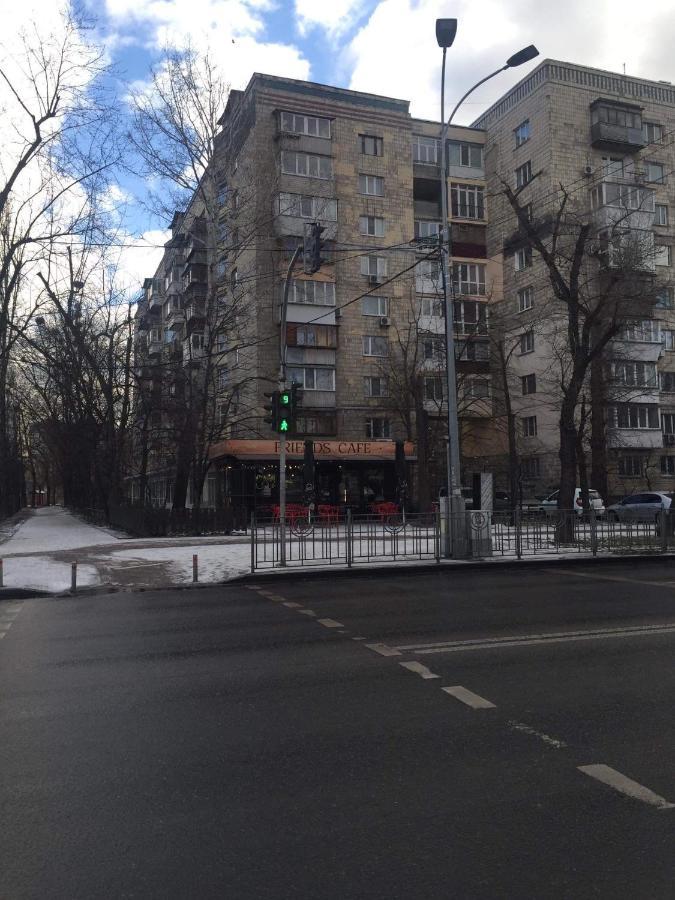 на русановке Apartment *
